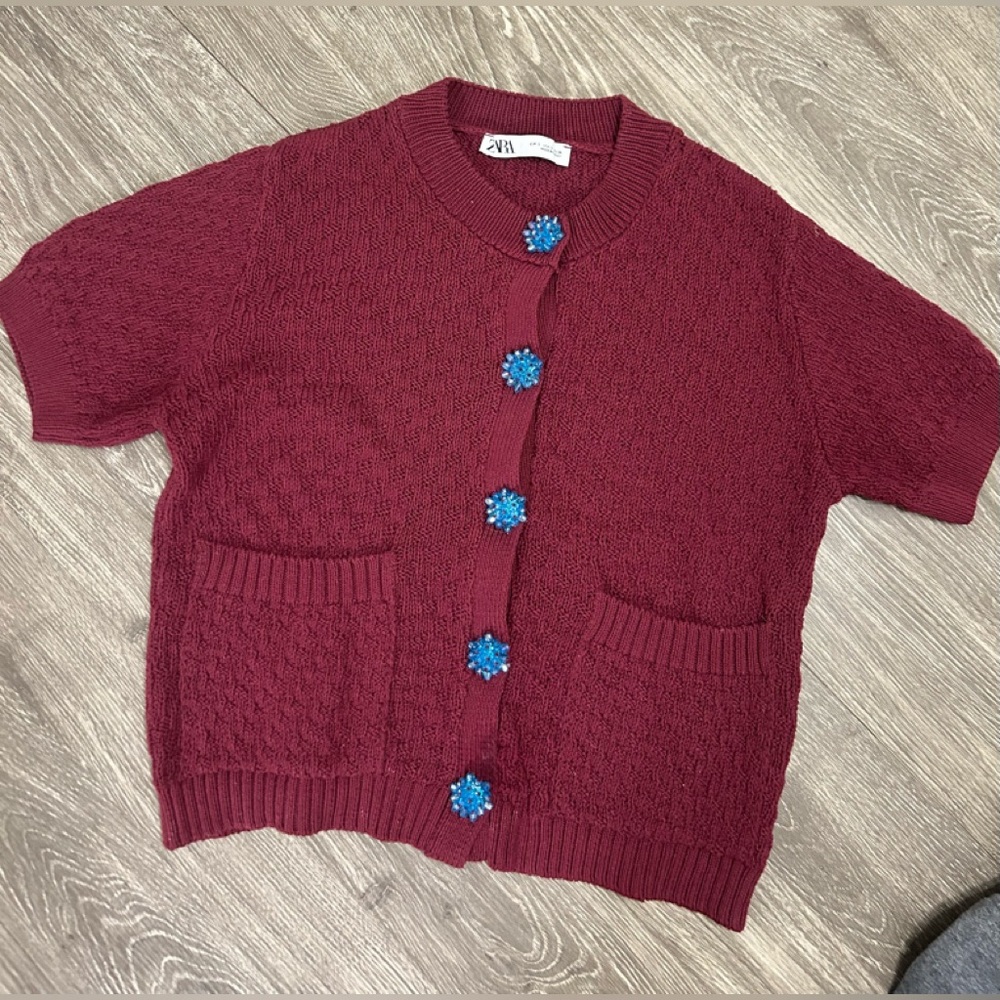 ZARA   JEWEL Button Knit Cardigan. Size Small.